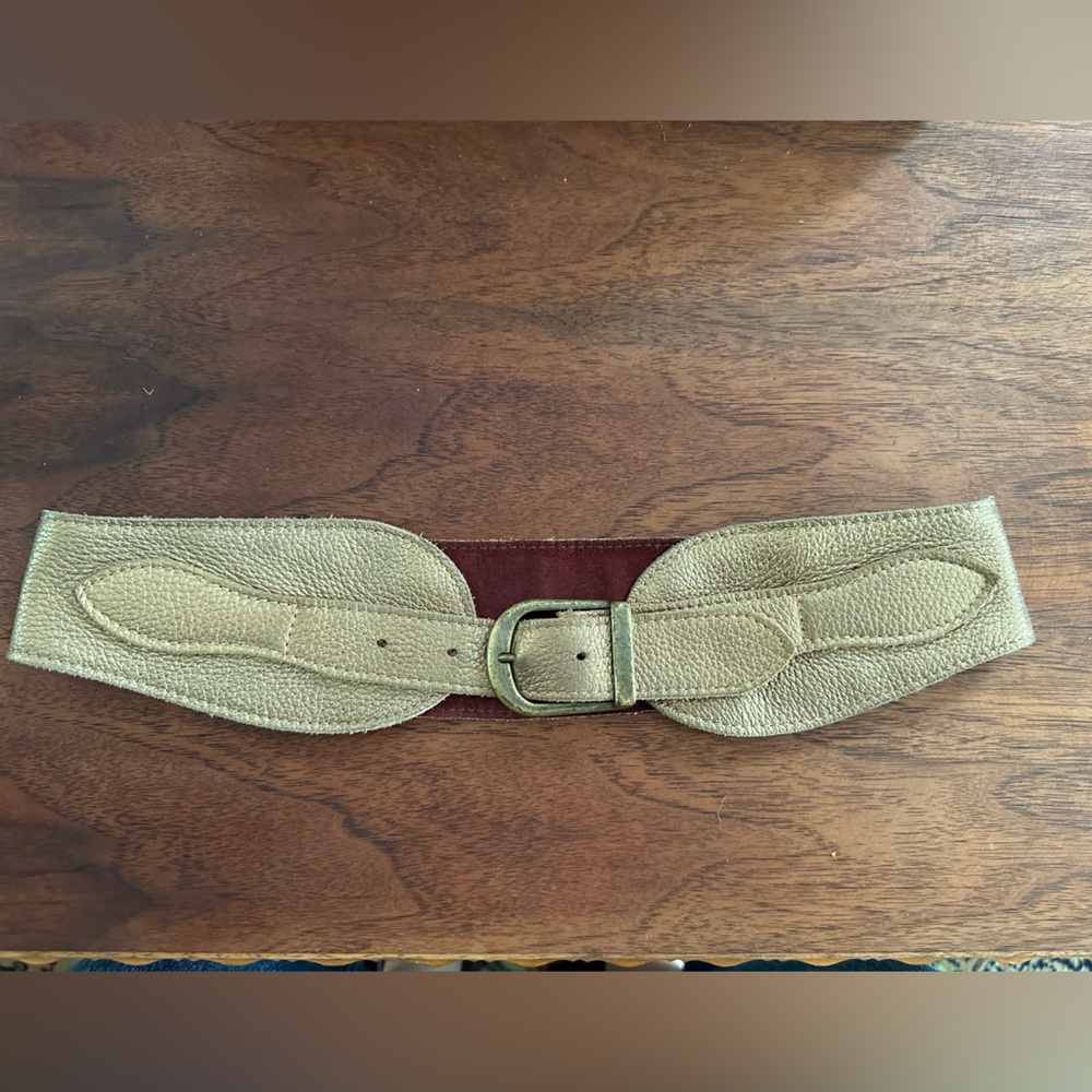 Kim White - Gold Metallic Leather Waist Belt - Size Small